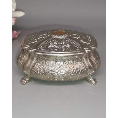 Boîte à Bijoux Régence en Métal Argenté