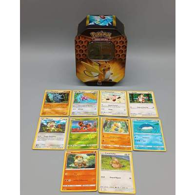 Boîte Métallique Pokémon Pikachu contenant 10 Cartes