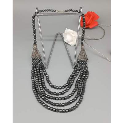 Collier Métal et Perles Hématite Vintage