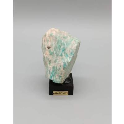 Pierre Amazonite sur Pied