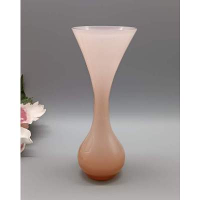 Vase Soliflore en Opaline Rose