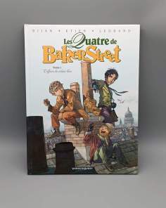 Les Quatre de Baker Street T1 - L'Affaire du Rideau Bleu