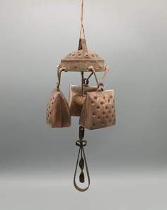 Carillon à Vent Suisse en Cuivre & Métal et ses Cloches Vintage