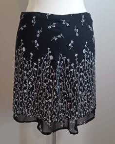 Jupe Viscose Noire et Blanche Fleurie Vintage