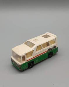 Minibus Alitalia Majorette n° 262 1/87