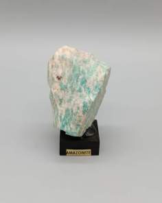 Pierre Amazonite sur Pied