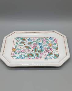 Plat en Porcelaine Fleuri