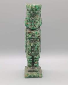 Sculpture en Pierre Indigène Maya