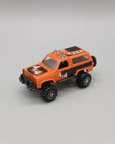Chevy Blazer 4x4 1/64
