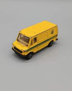 Fourgonnette Van Mercedes 307 D MC Toy