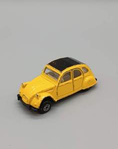 Citroën 2 CV Jaune MC Toy