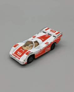 Porsche 956 n°19 MC Toy